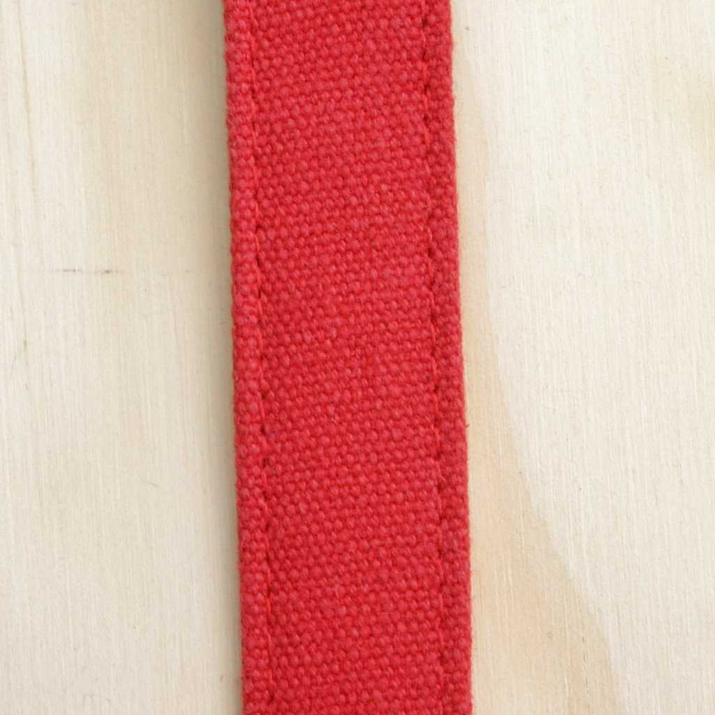 Fabric samples for Basic Red Control Leash