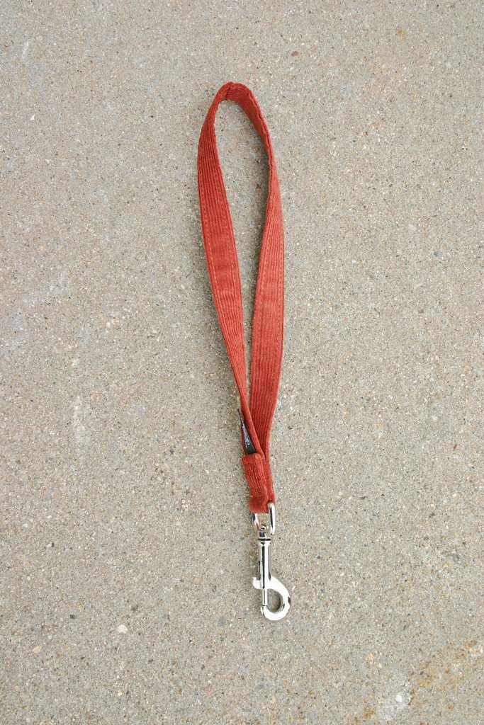 Hemp Dog Short Leash Rust Corduroy